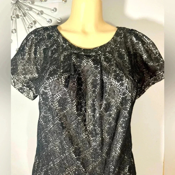 Marc by Marc Jacobs Women’s Black Floral Lace Top with Bow - Picture 2 of 12